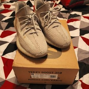 Used Yeezy Boost 350 V2